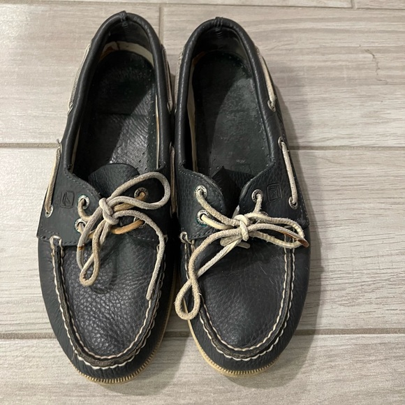 Sperry navy blue boat shoes in sz. 7.5M - Picture 1 of 8